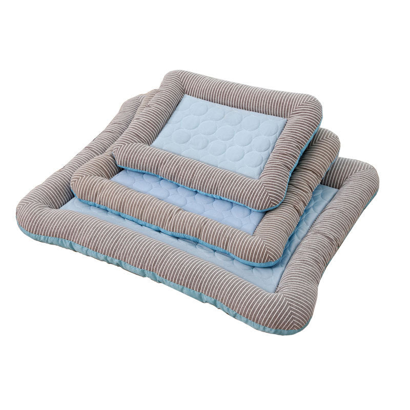 différentes dimensions tapis rafraichissant chien bleu