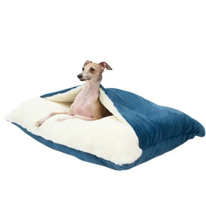 chien dans coussin chien forme de sac bleu