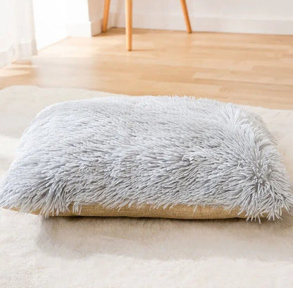 coussin de niche  chien en fourreur 