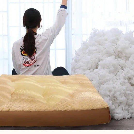 femme_cote_lit_pour_chien_coton_nuage