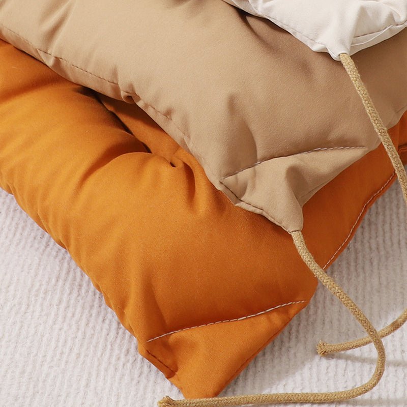 file d'attaches coussin pour chien maltais 