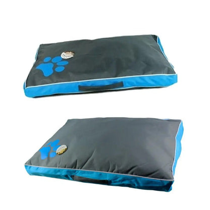 lit pour chien antiderapant impermeable bleu