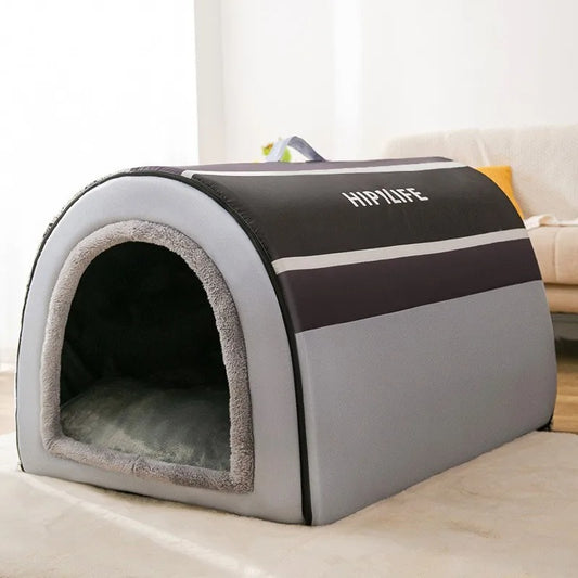 niche du chien noir gris 