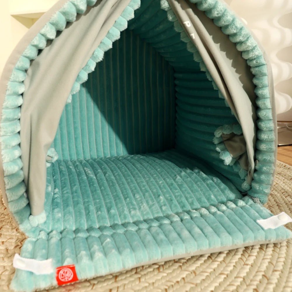 niche pour chien triangulaire en velours doux