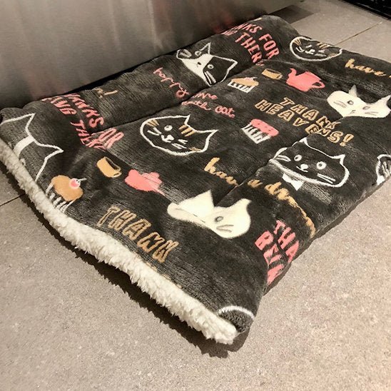 tapis pour chien avec dessin tête de chat 