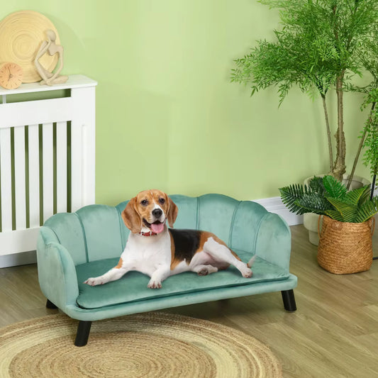 toutou allonger sur canapé pour grand chien en bois