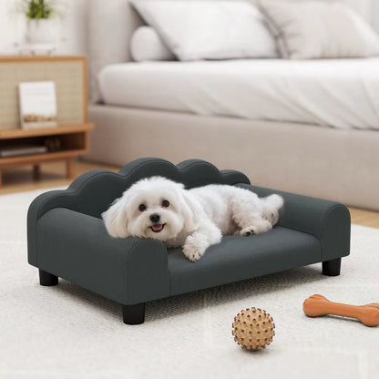 toutou détendu sur canape pour petit chien en peluche