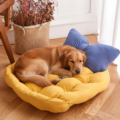 toutou dans matelas pour chien jaune