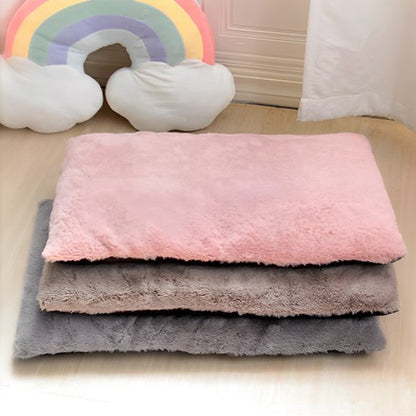 trois couleur de tapis pour chien 